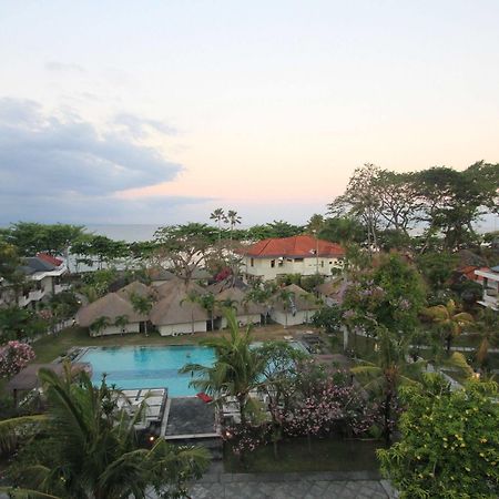 Alit Beach Resort And Villas Sanur Exteriör bild