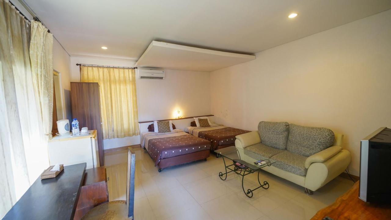 Alit Beach Resort And Villas Sanur Exteriör bild