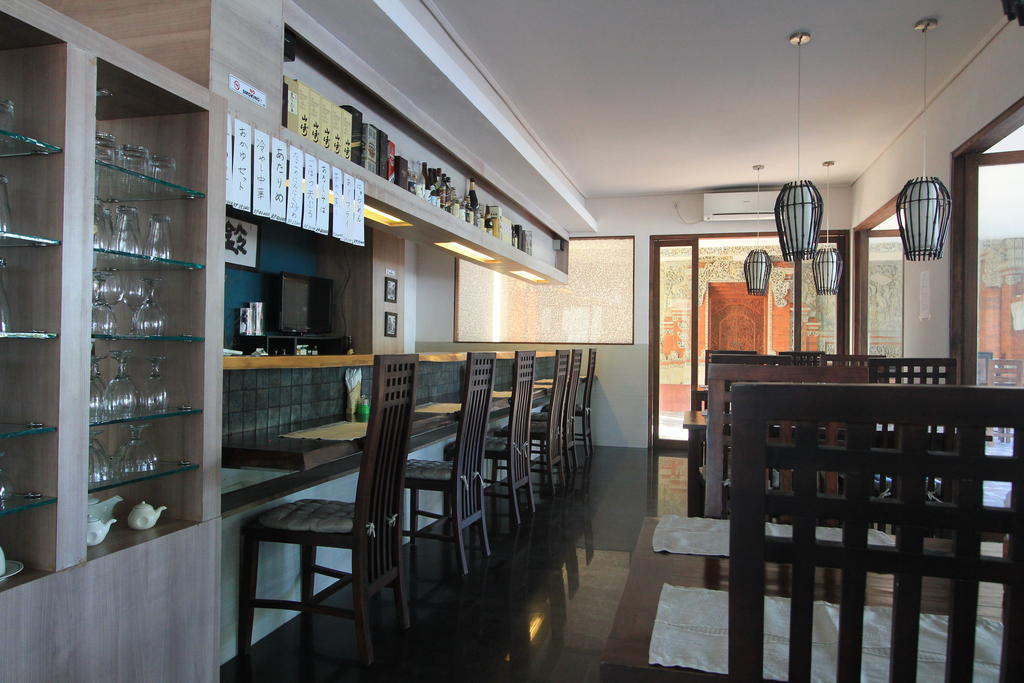 Alit Beach Resort And Villas Sanur Exteriör bild