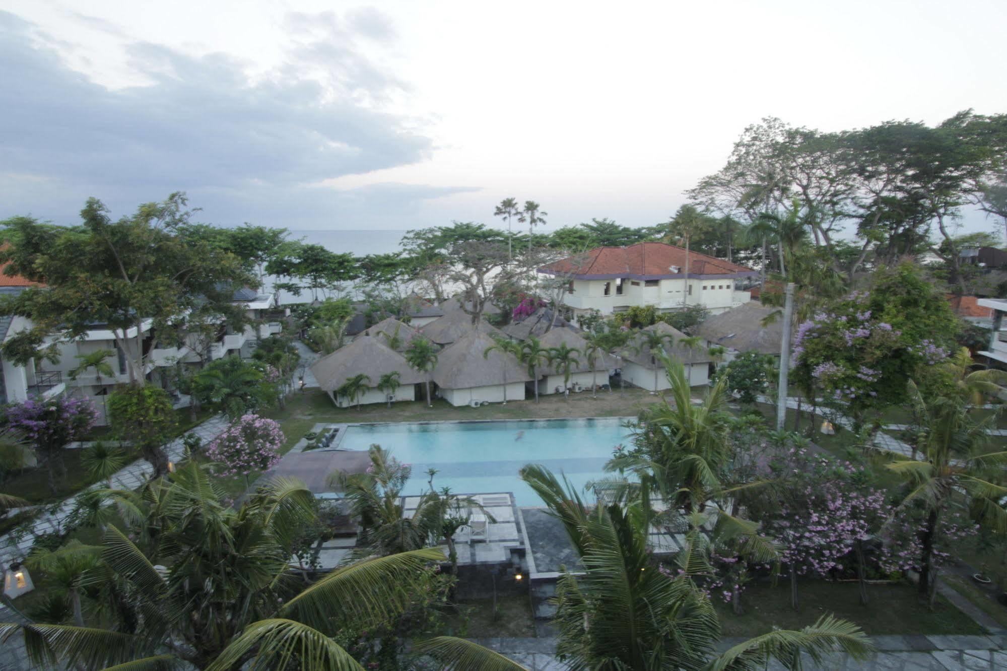 Alit Beach Resort And Villas Sanur Exteriör bild