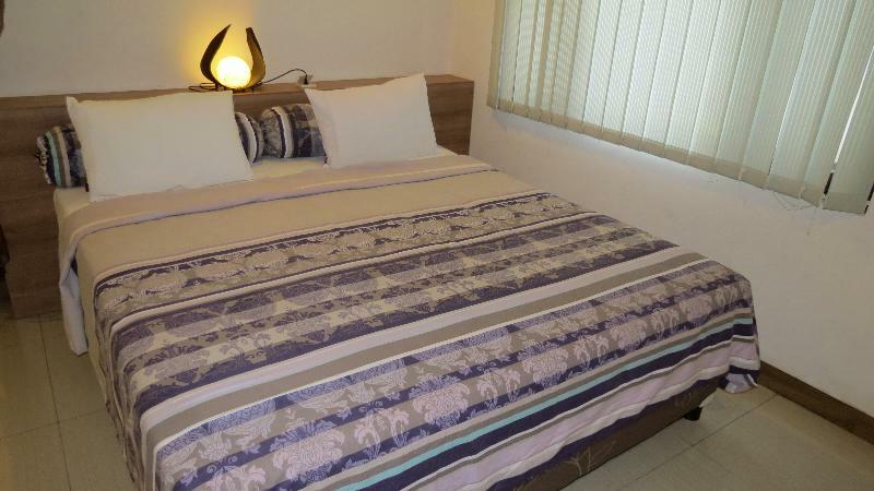 Alit Beach Resort And Villas Sanur Exteriör bild