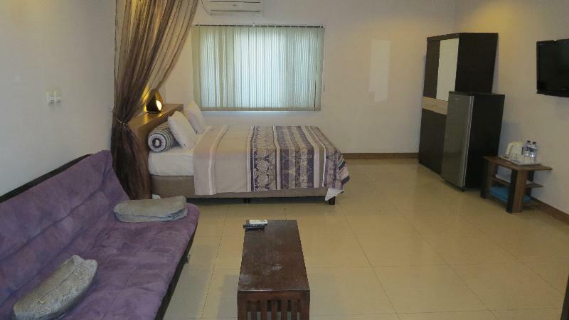 Alit Beach Resort And Villas Sanur Exteriör bild